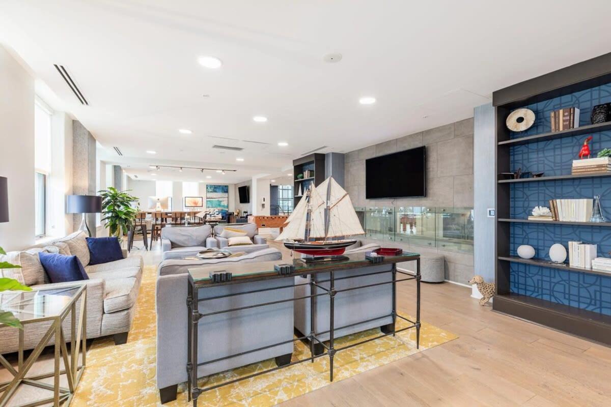 2Br Luxury Apartment With Rooftop Deck & Pool ボルティモア エクステリア 写真